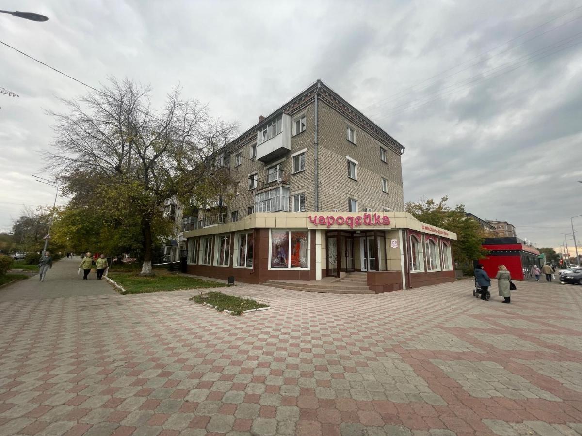 Квартира Бизнес-Класса С Белым Постельным Кафе Маринад 彼得罗巴甫洛夫斯克 外观 照片
